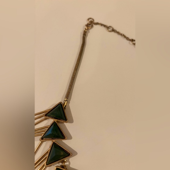 Vintage 1970’s Green Glass Triangles + Brass Bohemian Fringe Necklace - Picture 4 of 5